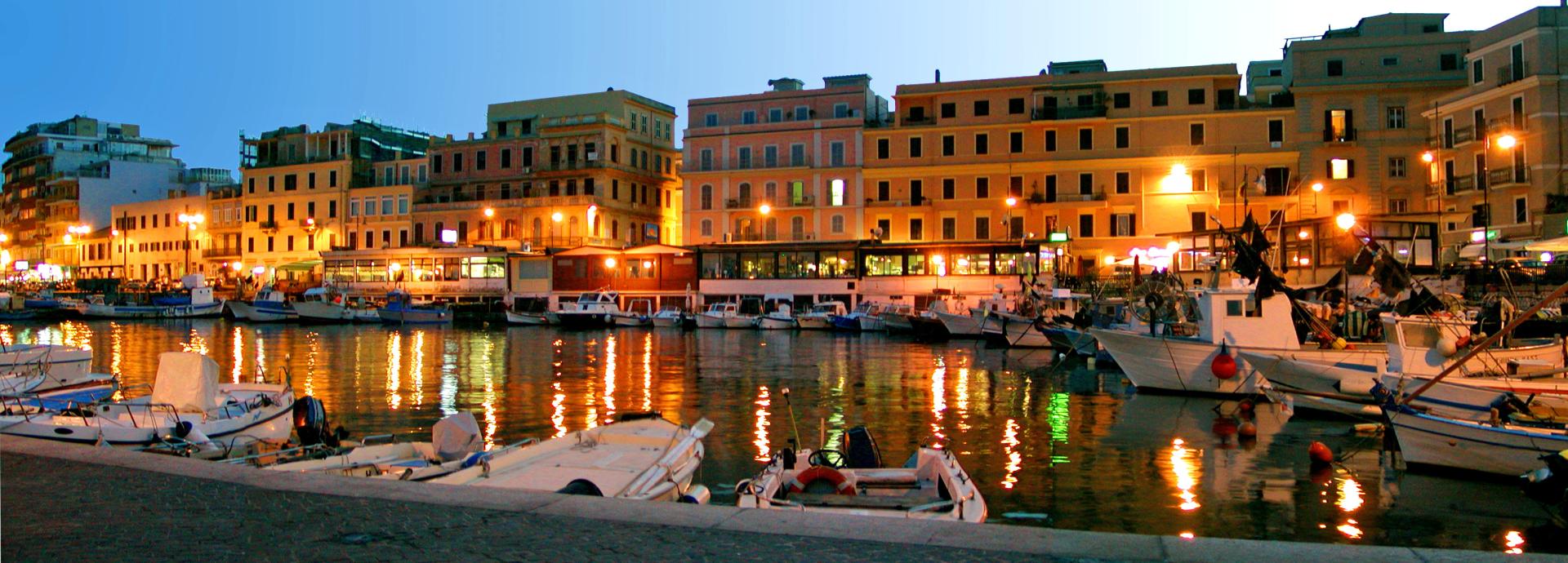 Anzio RM - porto by night