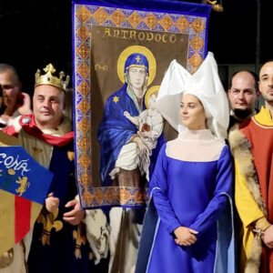 Figuranti del Castaldato di Antrodoco in costume - Foto dalla pagina Facebook ufficiale della manifestazione