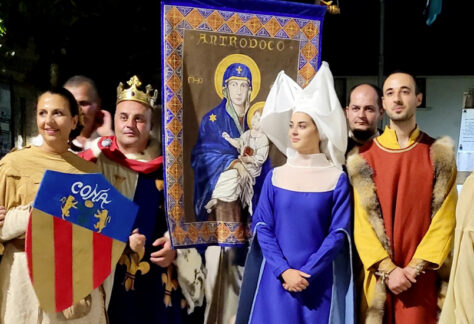 Figuranti del Castaldato di Antrodoco in costume - Foto dalla pagina Facebook ufficiale della manifestazione