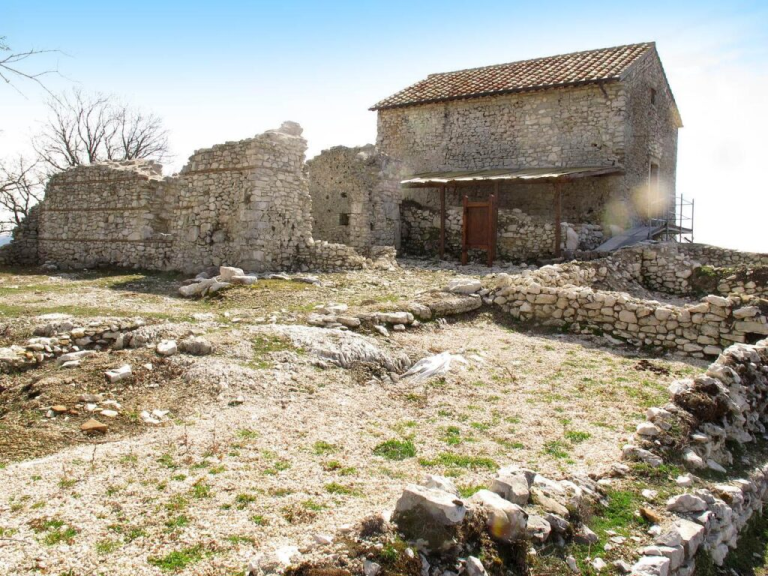 Chiesa ed Eremo di San Giovanni in Fistola - borghidelturano.it