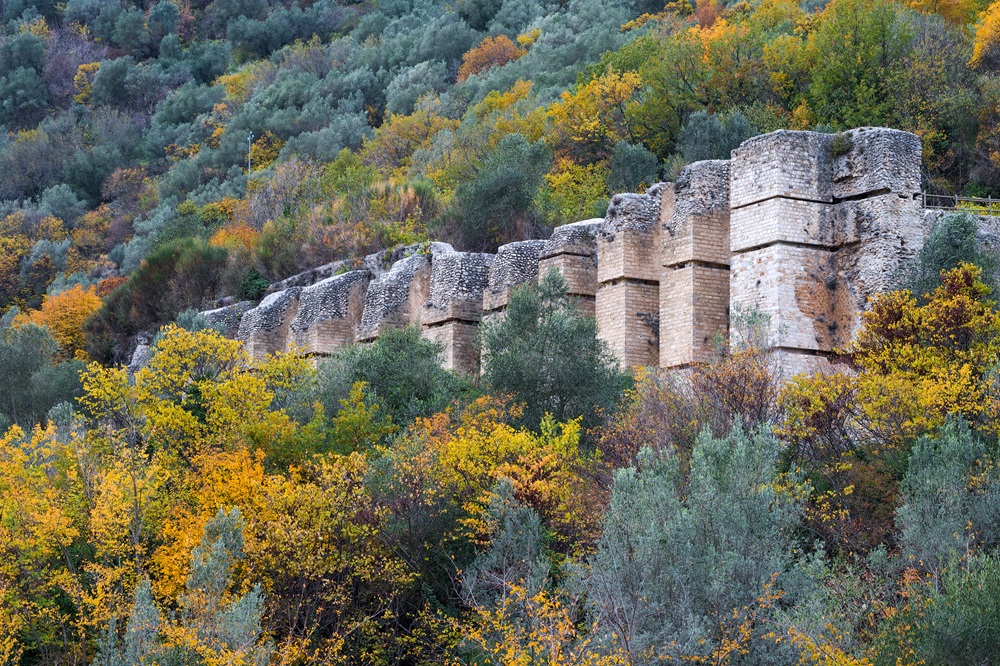 I resti della Villa di Tito Flavio Vespasiano a Castel S. Angelo