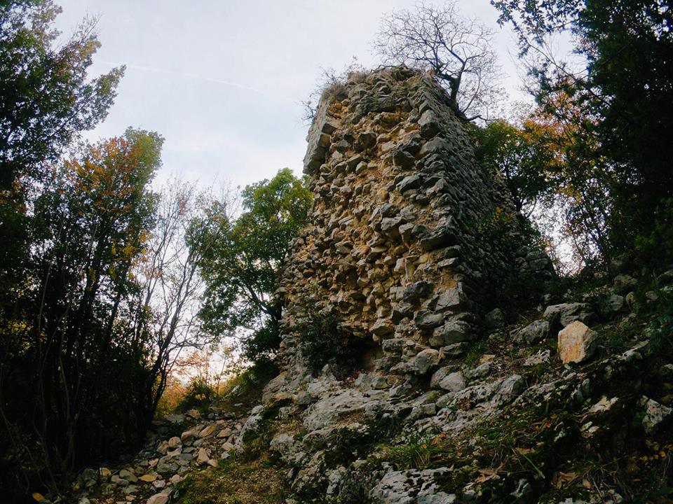 La Rocca di Tancia - Foto comune.montesangiovanniinsabina.ri.it