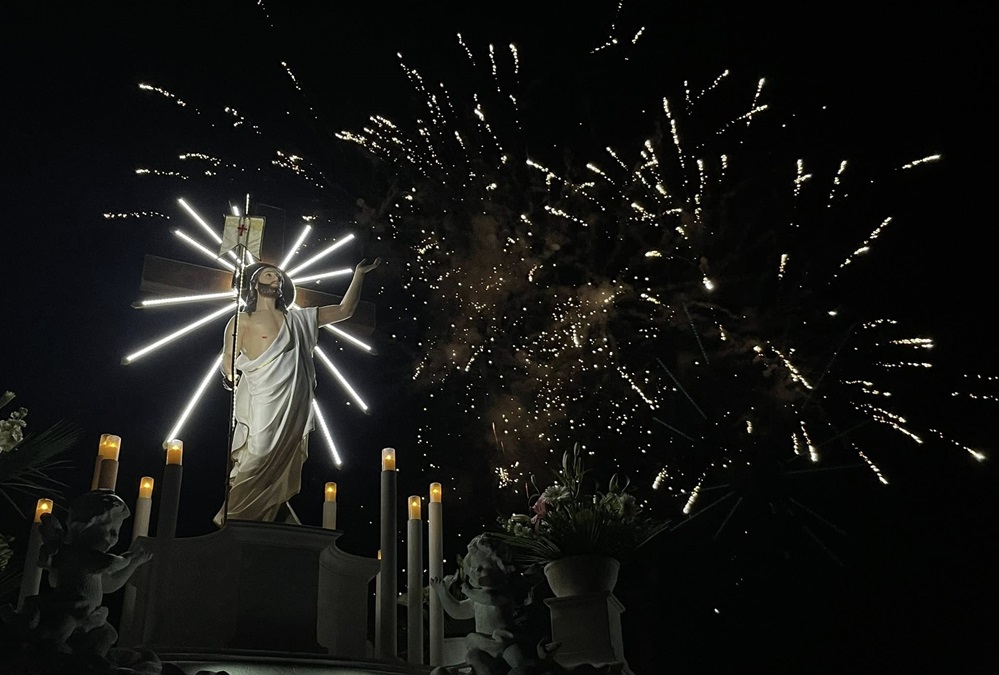 Un momento della rievocazione del Cristo risorto ad Arlena di Castro - Foto FB Comune di Arlena di Castro