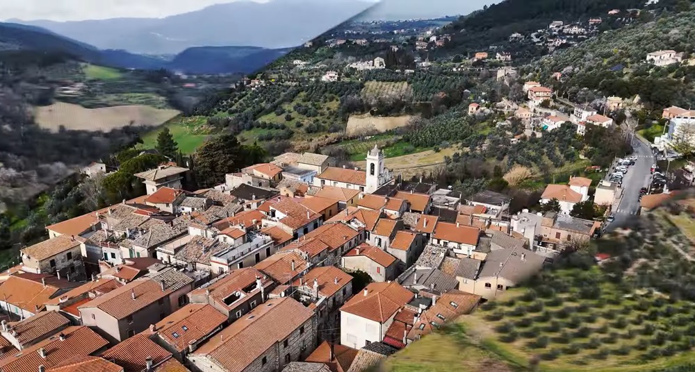 Le verdi colline della Sabina intorno a Montebuono