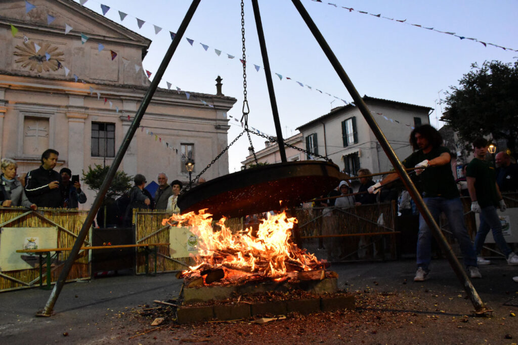 Sagra della Castagna di Manziana - www.sagradellacastagnamanziana.it