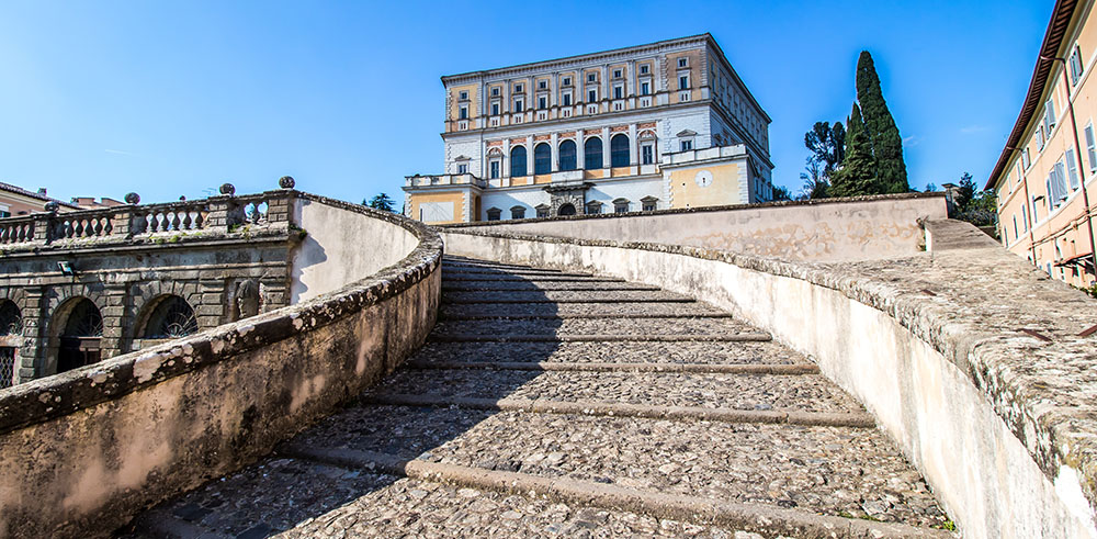 Fotografia di Palazzo Farnese di Caprarola, vista esterna