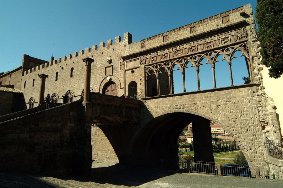 Il Palazzo Papale simbolo di Viterbo