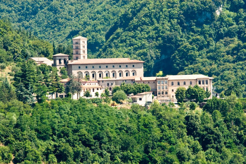 Santa Scolastica a Subiaco, uno dei tre insediamenti benedettini del Lazio candidati UNESCO