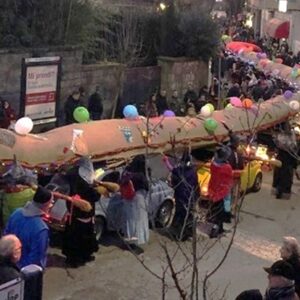 Calza della Befana più lunga del mondo a Viterbo - viterbochristmas.it