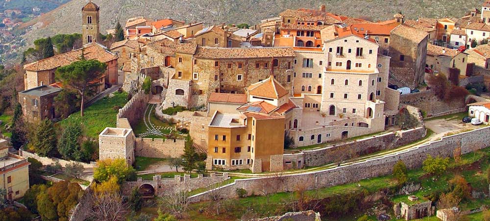 fara-in-sabina