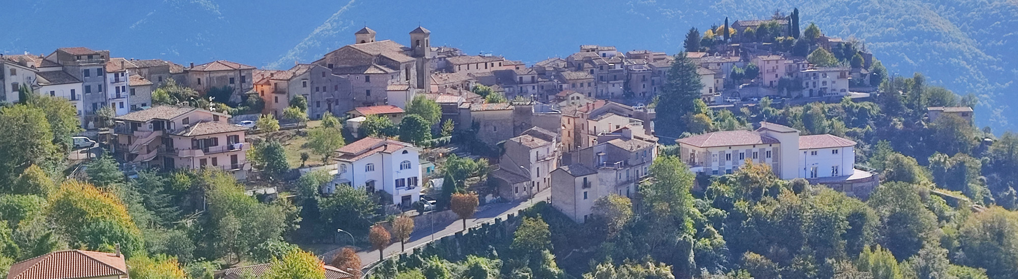 Panoramica di Jenne - Foto di Marco Cagli