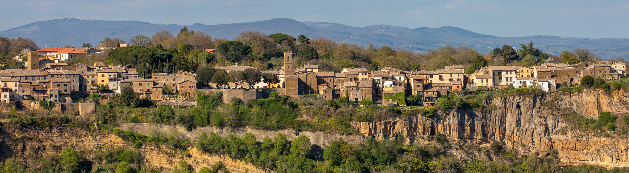 Panoramica di Lubriano - Foto di SNAB da Adobe Stock