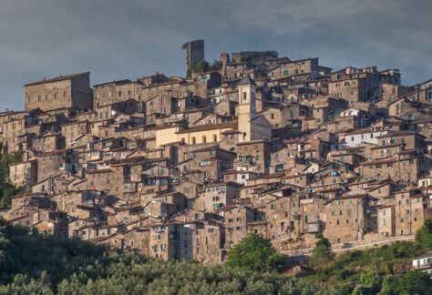 Panoramica di Olevano Romano - Foto di Sergiogen da Adobe Stock