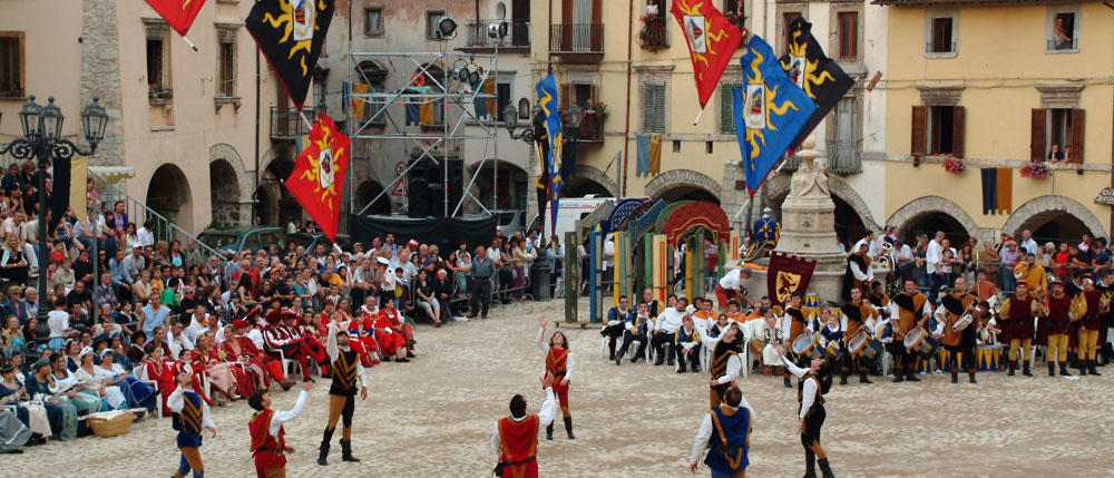 Lo spettacolo del Palio del Velluto