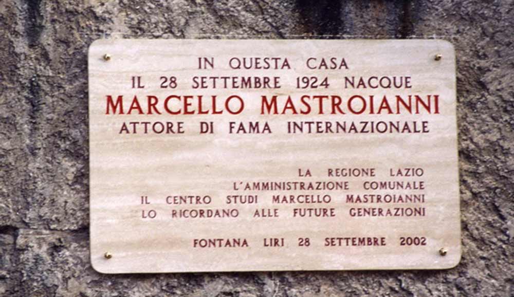 Targa a Marcello Mastroianni