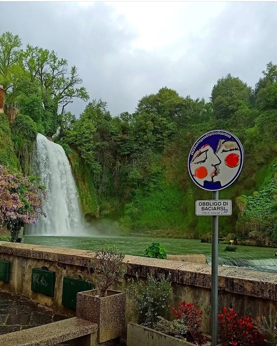 ISOLA DEL LIRI FR Obbligo di baciarsi Ig @namelessess