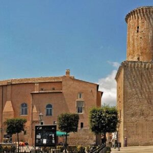 Fondi vista del Castello Baronale
