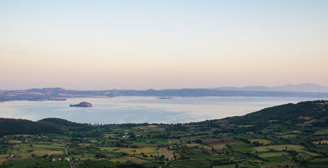 Raduno nazionale della Vespa a Montefiascone