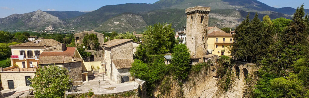 Torre del Castello e Casa di San Tommaso d'Aquino - www.aquinoturismo.it