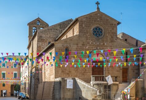Capranica VT piazza