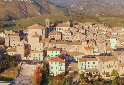 Castelnuovo-di-Farfa-foto-dal-sito-castelnuovodifarfaturismo.it