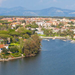 Panoramica aerea di Sabaudia - Foto di Stefano Tammaro da Adobe Stock