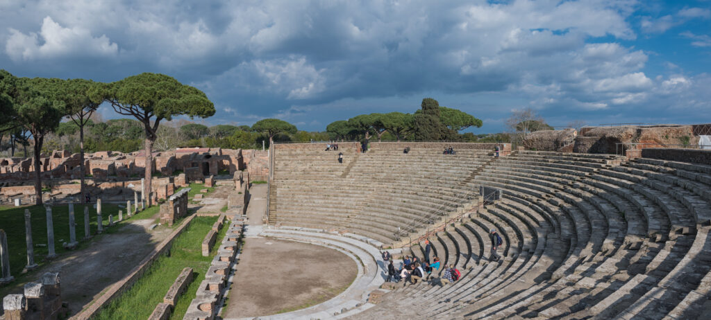 Il teatro di Ostia Antica 