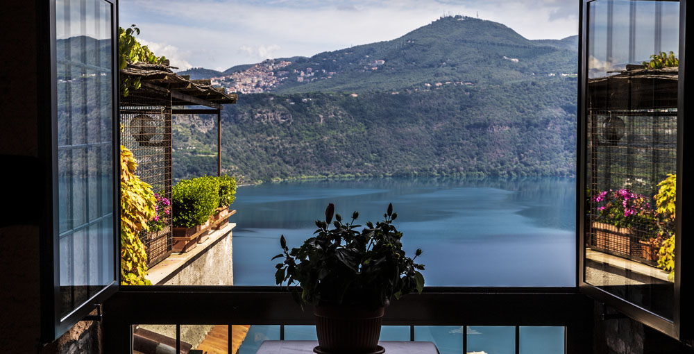 Vista sul Lago di Albano