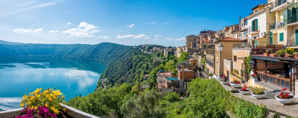 Veduta del Lago Albano da Castel Gandolfo