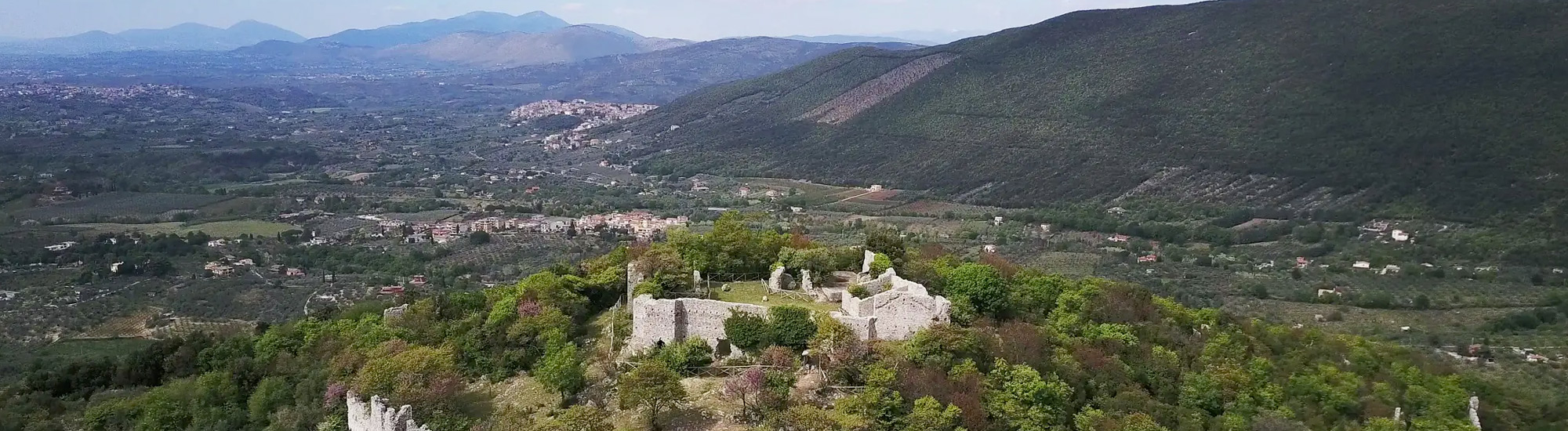 Parco dei Monti Lucretili RM E RI veduta panoramica foto di Luciano