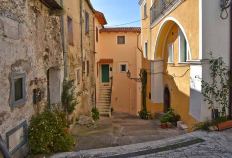 Scorcio del Borgo di Maranola di Formia