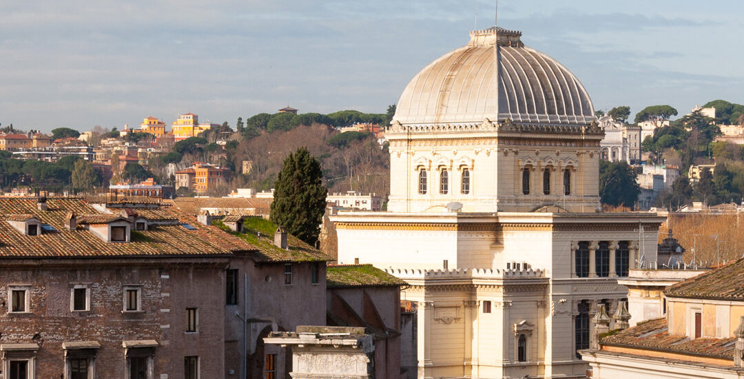 La Sinagoga nell’antico ghetto ebraico