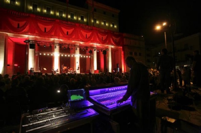 Una serata del Festival dei Conservatori Italiani in Piazza Vittorio Veneto