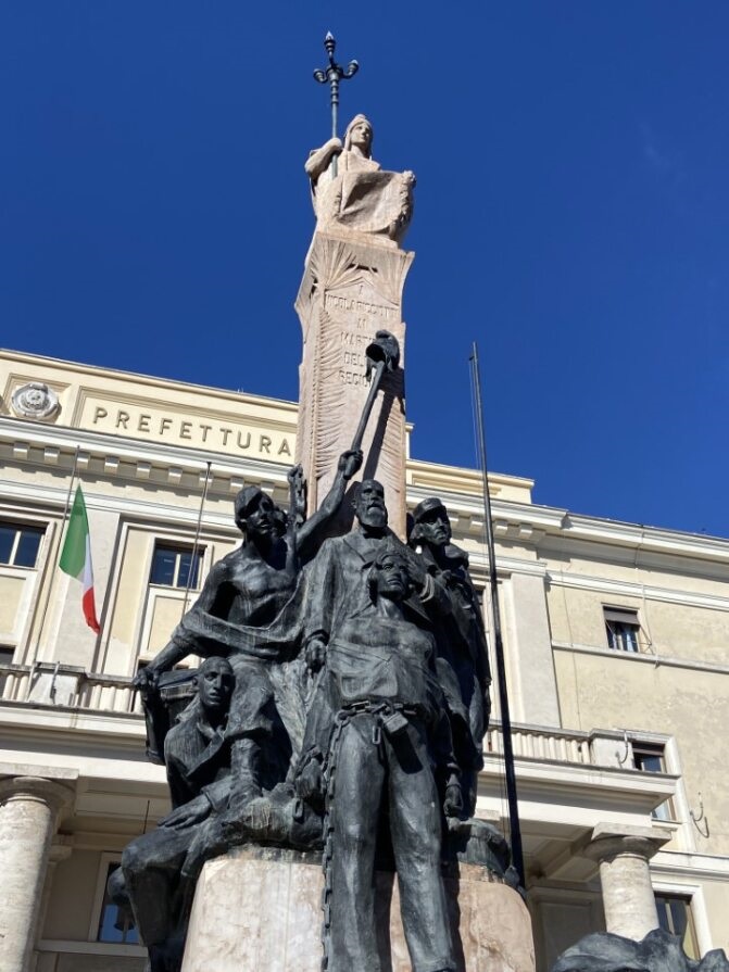 Il monumento a Nicola Ricciotti e agli eroi ciociari del Risorgimento