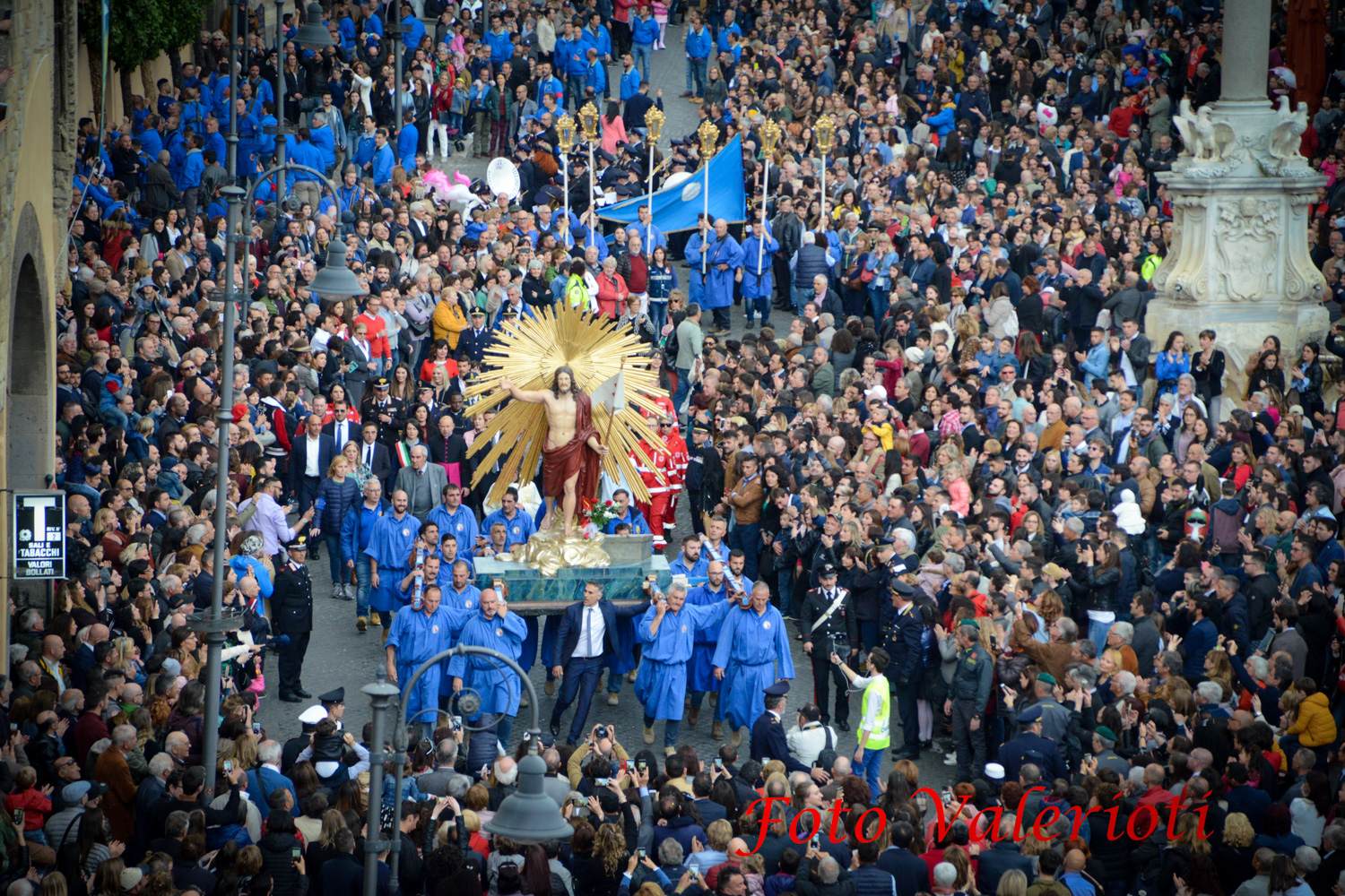 Processione del Cristo Risorto a Tarquinia - foto Valerioti @ www.cristorisortotarquinia.it