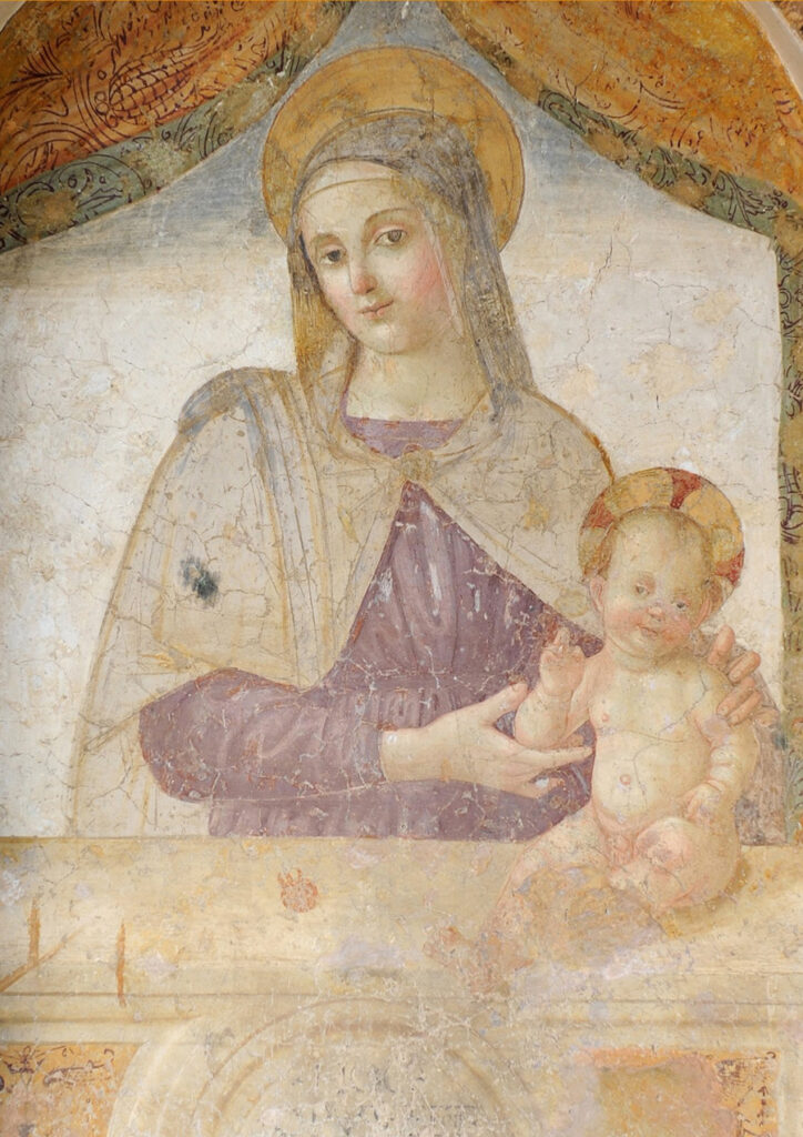 Vergine con Bambino nella chiesa della Madonna delle Grazie a Vasanello - foto di Ardelio Loppi