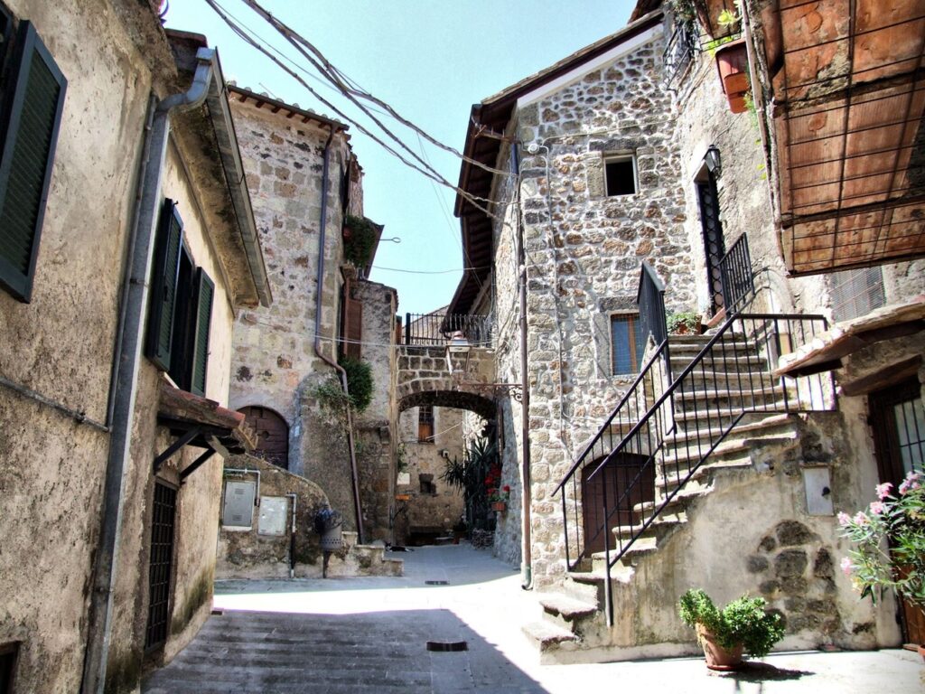 il borgo medievale di Mazzano Romano