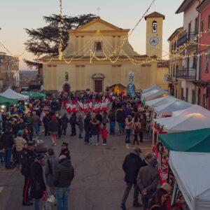 Scorcio di Grotte Santo stefano frazione di Viterbo durante una festa tradizionale