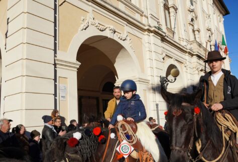 Cavalli Infiocchettati a Rieti - www.comune.rieti.it