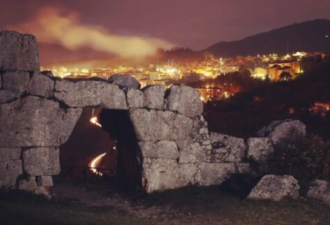 Porta Saracena nelle Mura Ciclopiche - www.prolocoxsegni.it