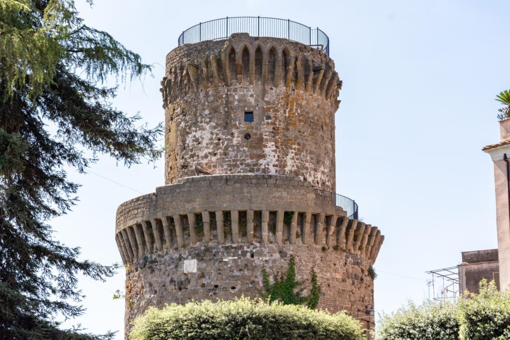 Torre Medievale - www.comune.lanuvio.rm.it