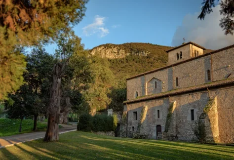 Abbazia di Valvisciolo, retro