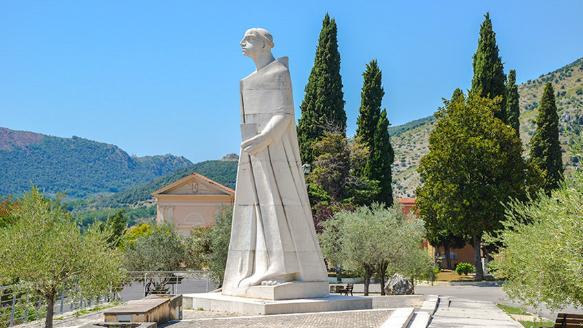Statua di San Tommaso d'Aquino