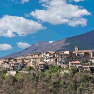 Vista panoramica del borgo di Collepardo