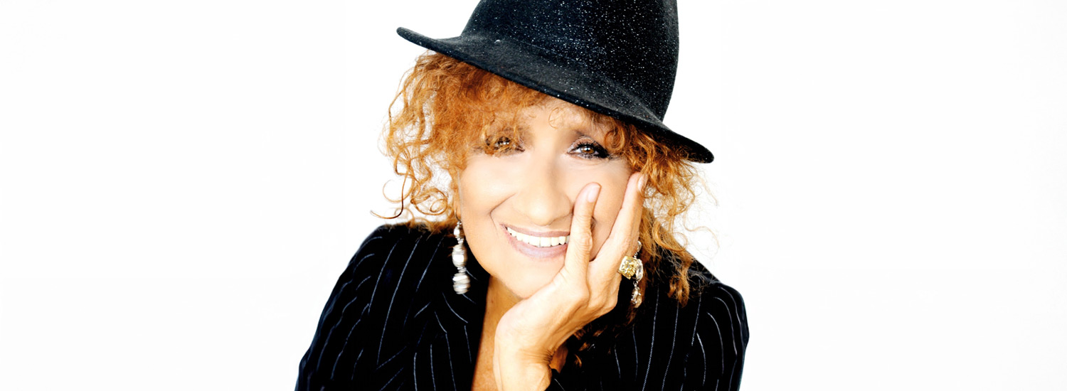 Primo piano di Anna Mazzamauro