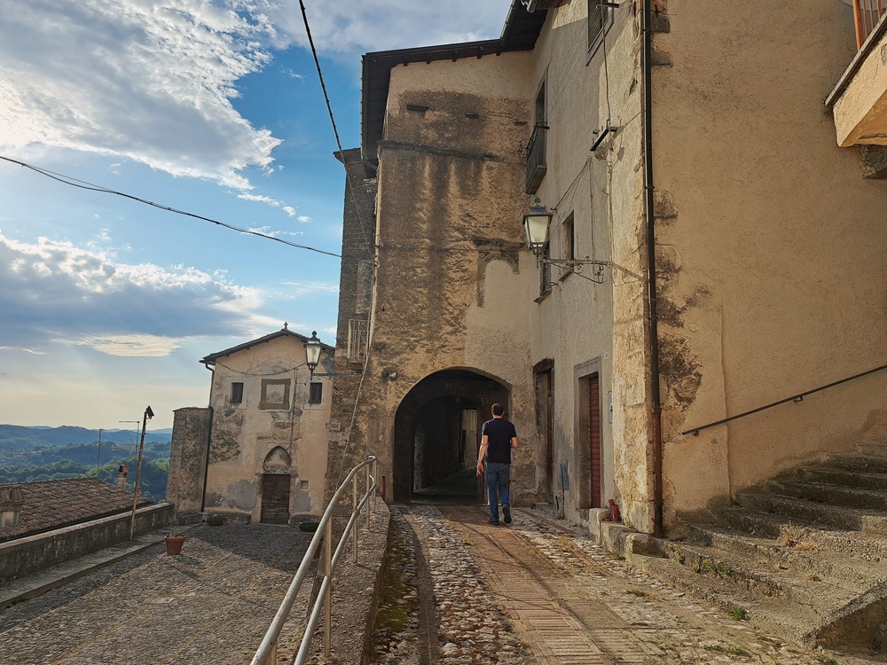 La piccola Collegiata della Santissima Annunziata