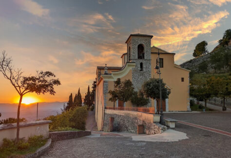 Chiesa di Santa Maria Assunta e San Bernardo - comune.roccadarce.fr.it