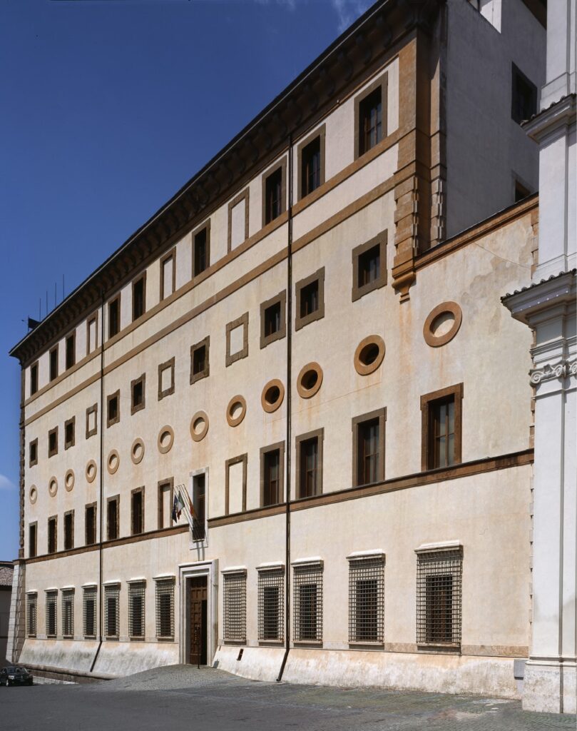 Palazzo Doria Pamphilj, facciata - retedimorestorichelazio.it