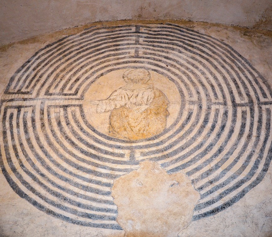 Cristo nel Labirinto nel Chiostro di San Francesco - alatriturismo.it