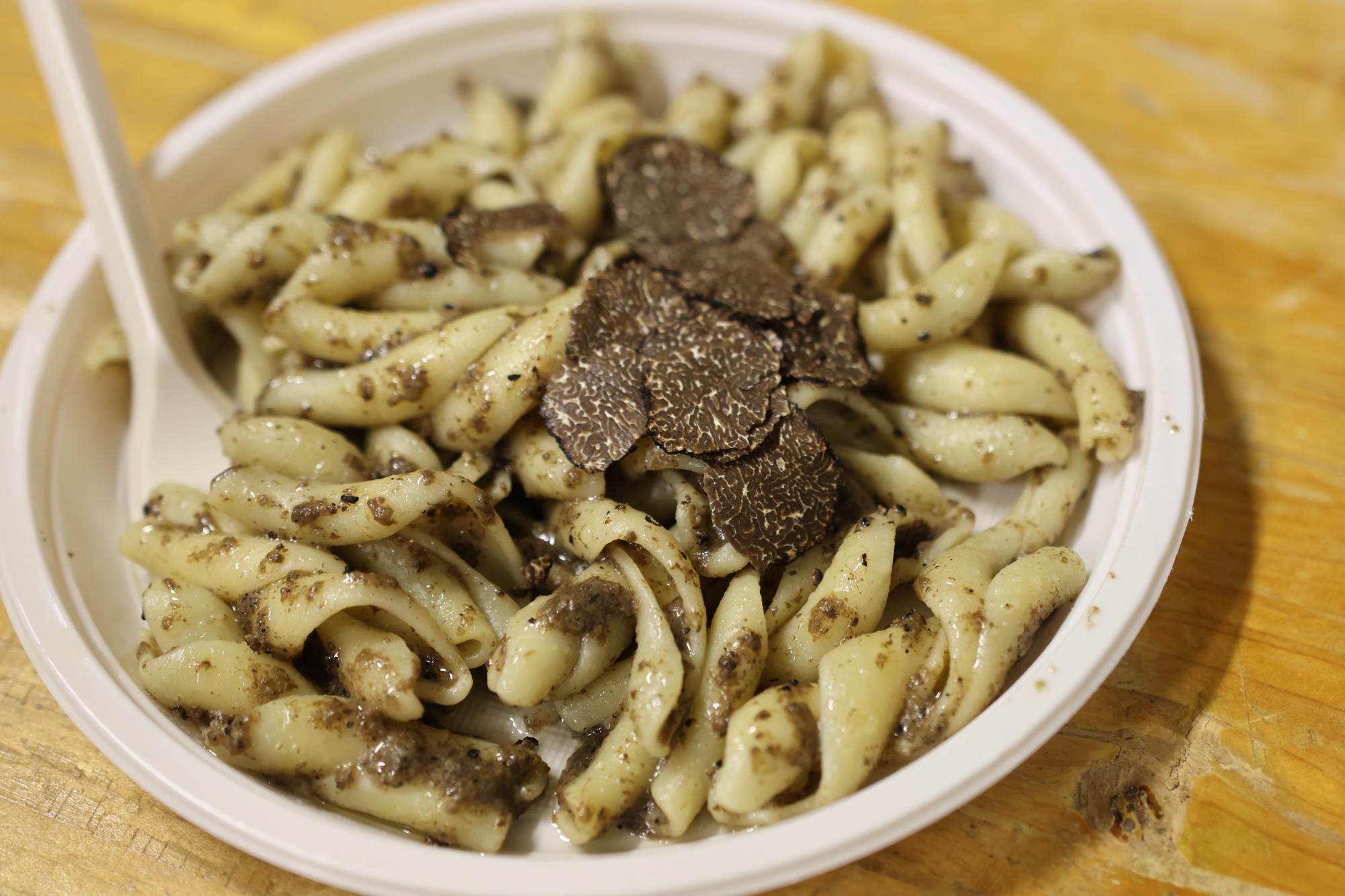 Tartufo - Facebook @tartufodicampoliappennino